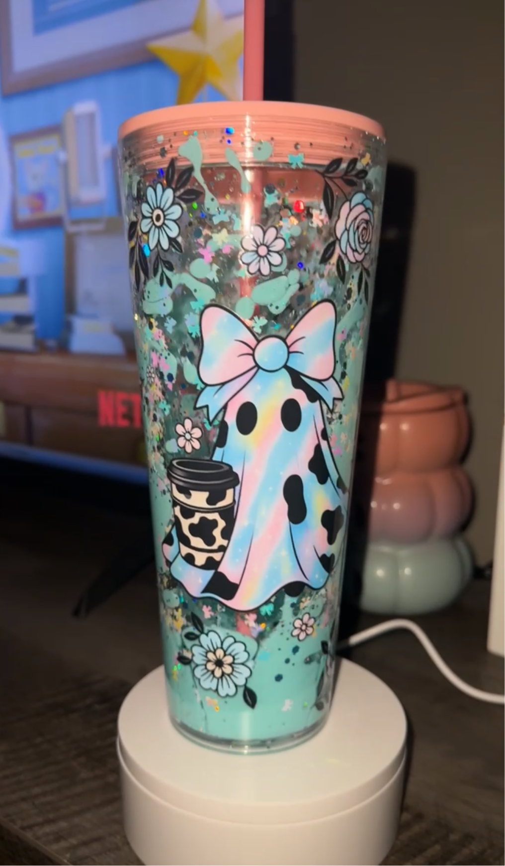 24oz- lava ghost (blow glitter)